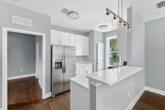 Photo - 426 NW 3rd Ave