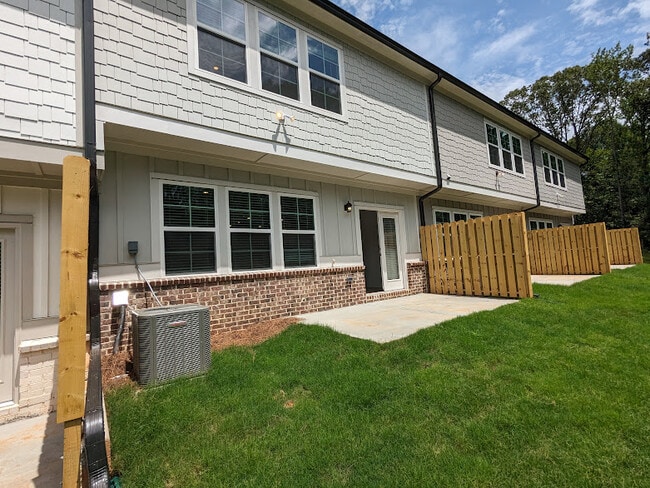 Photo - 1823 Frisco Wy