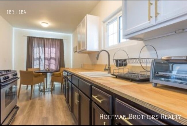 Photo - 1569 Westwood Blvd Unit A