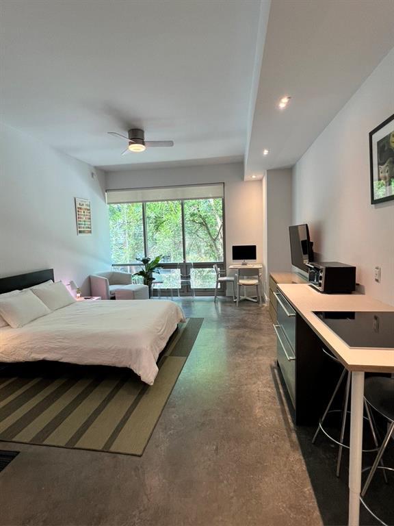 Photo - 905 Juniper St NE Unit 111