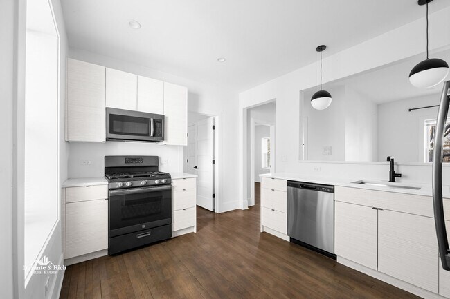 Photo - Recently Renovated Gorgeous Avondale Gem