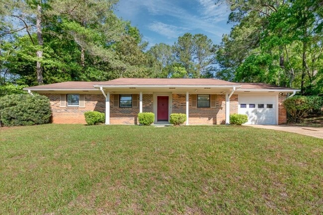 Building Photo - 413 Springdale Dr
