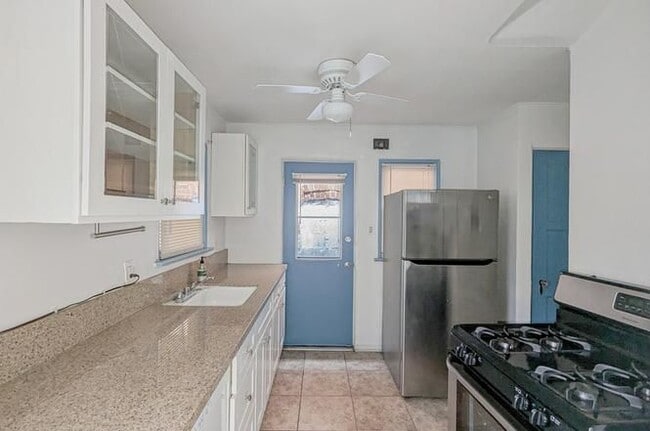 Photo - 1857 7th St Unidad G