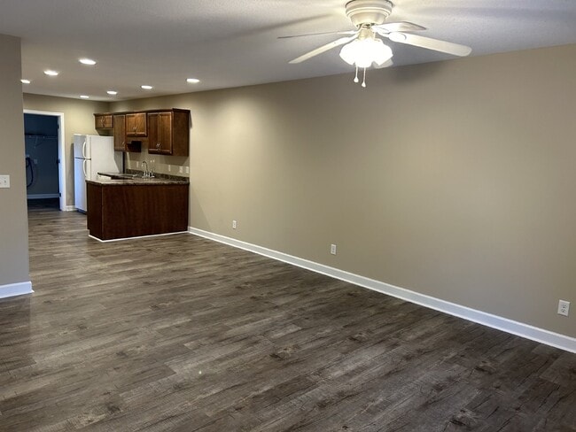 Photo - "Charming 2-Bedroom Retreat with 2 Full Baths in Cookeville – Spacious 1082 Sq Ft Living!" Unit A