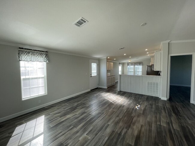 Photo - 902 W Questa Ave
