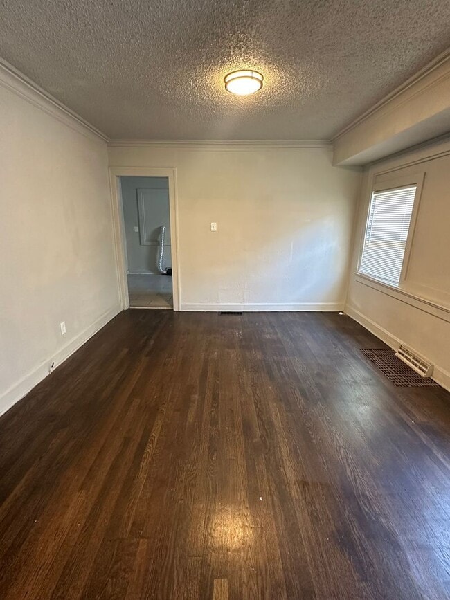 Photo - 2217 Drury Ave