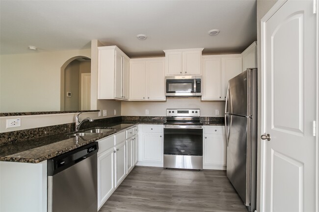 Photo - 27092 Leonardo Dr