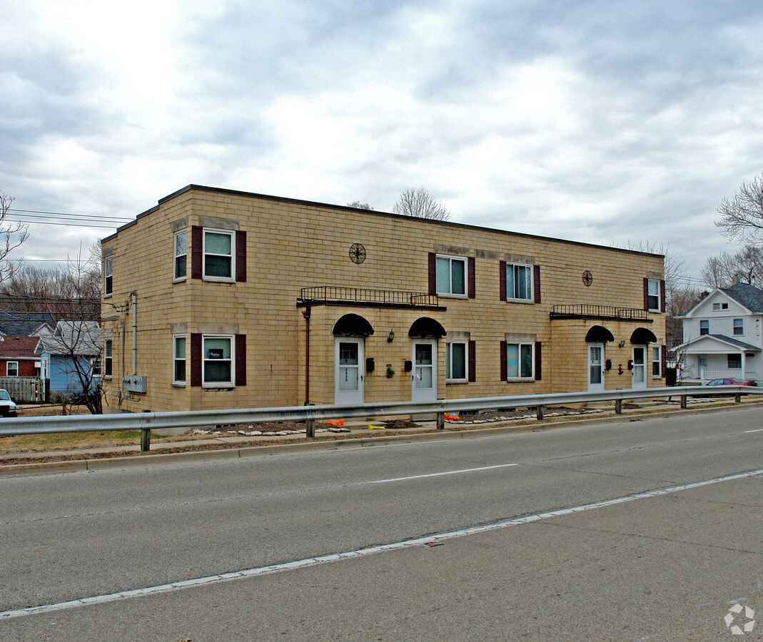 Photo - 2436-2442 S Dixie Dr Apartments