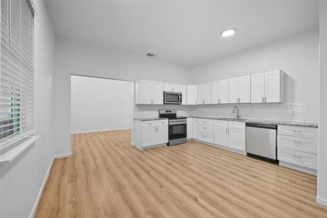 Photo - 728 S Elm St