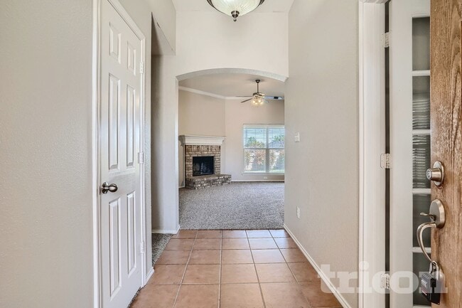 934 Benjamin Dr