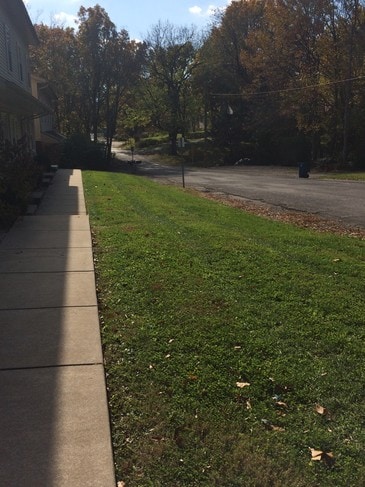 complex front - Harbauer Lane Townhomes