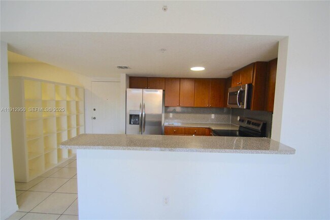 Photo - 218 NW 12th Ave Unidad 502