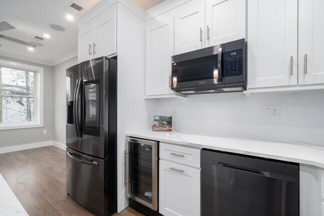 Photo - 195 Liberty Ave Unidad 2