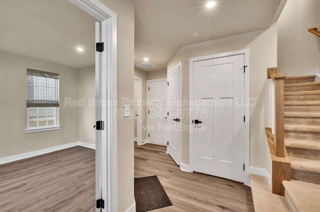 Photo - 2203 Autumn Olive Ln