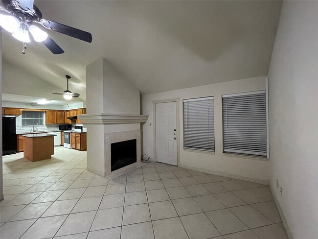 Photo - 22310 Rangeview Dr