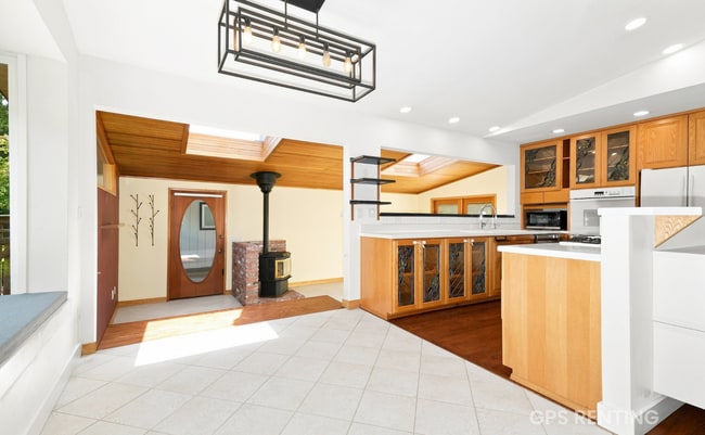 Photo - 17224 Beach Dr NE