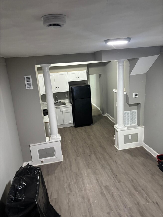 Photo - 1437 Washington Blvd