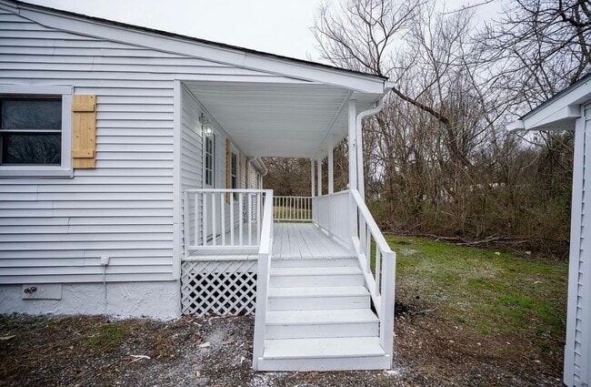 Photo - 126 Winding Way