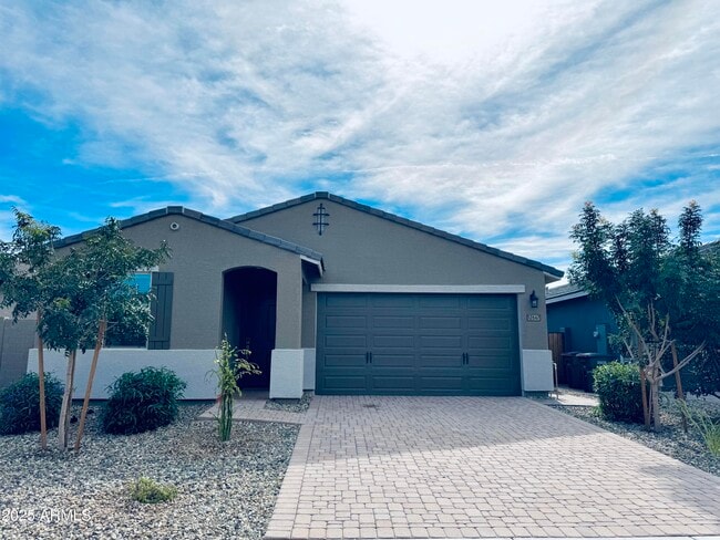 Building Photo - 12647 W Country Club Trail