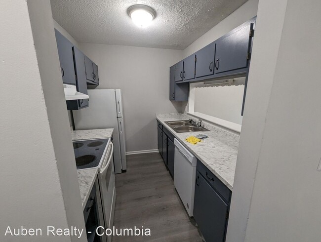 Photo - 2 br, 1.5 bath House - 116 Springwood Lake...