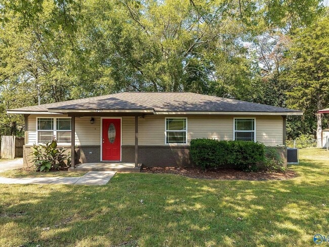 Building Photo - 3207 Delia Ln NW