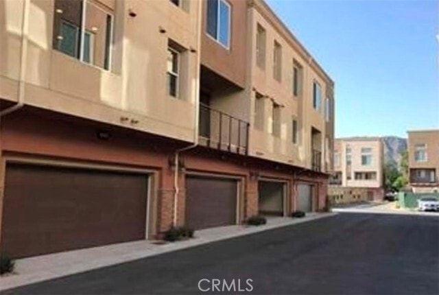 Building Photo - 422 W Rte 66 Unit 39