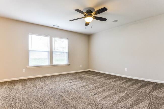 Photo - 84 Pamlico Dr