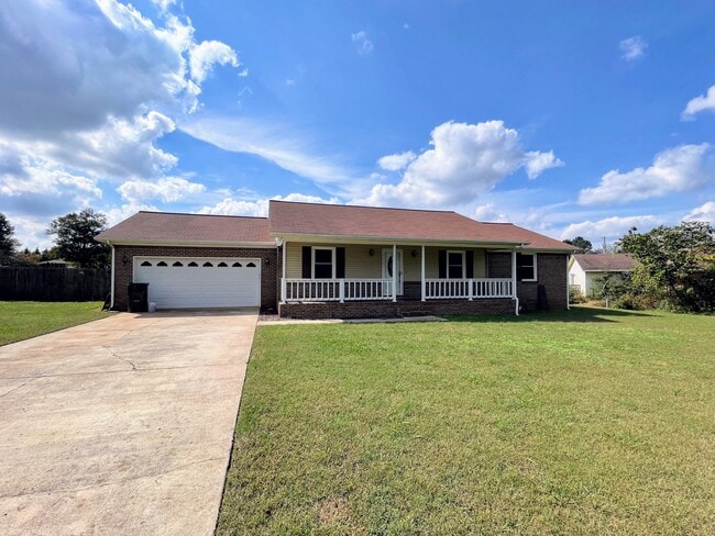 Photo - 112 Hazelwood Dr House