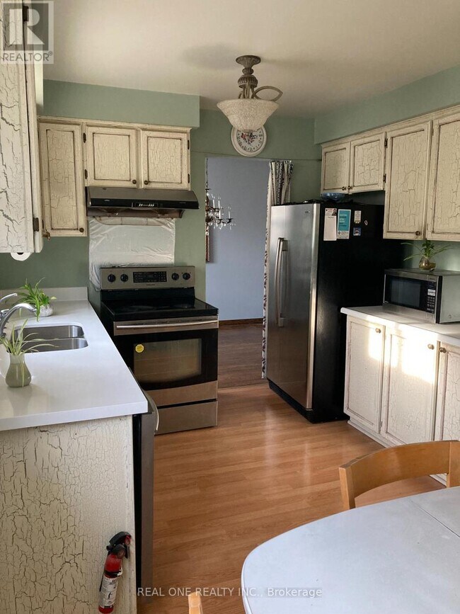 Photo - 45 Chalet Rd