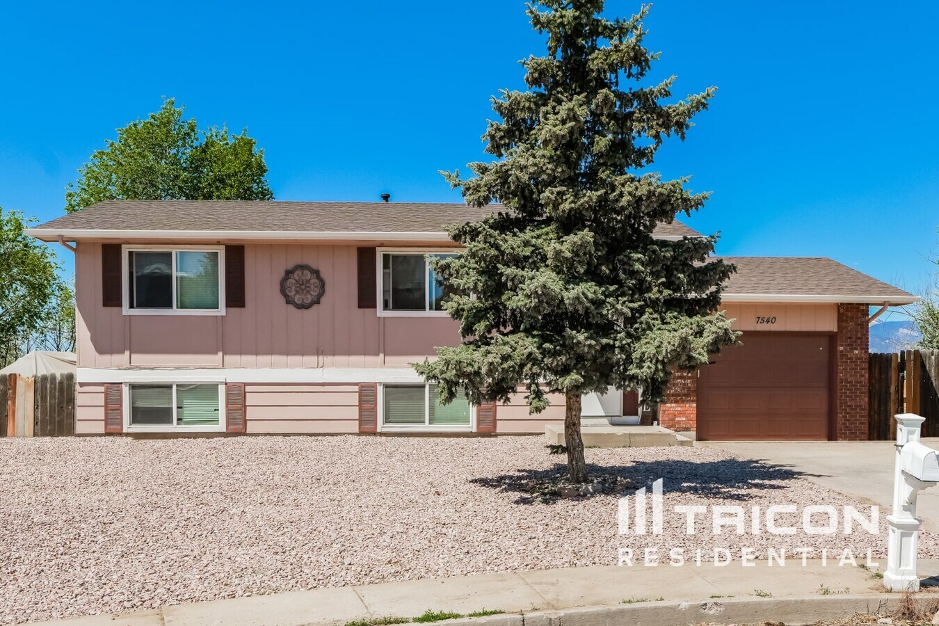 Photo - 7540 Woodstock St Casa