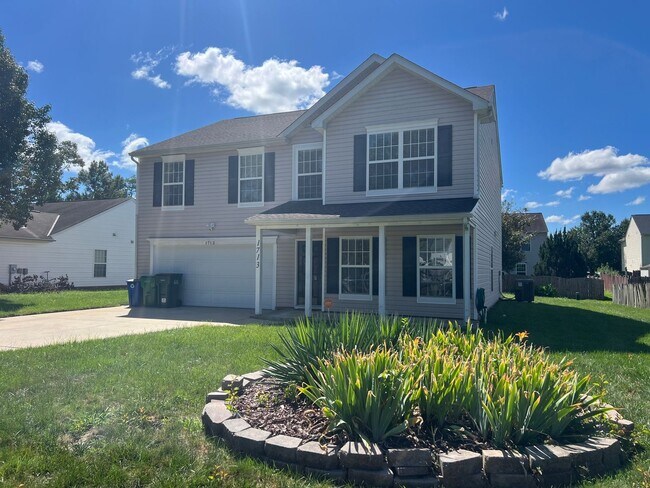Welcome to this beautiful 4 Bedroom Home ... - Welcome to this beautiful 4 Bedroom  Home ...