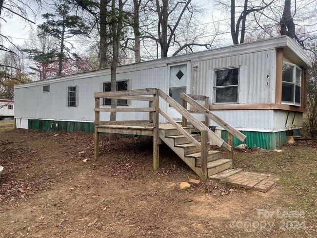 Photo - 116 Lowman St