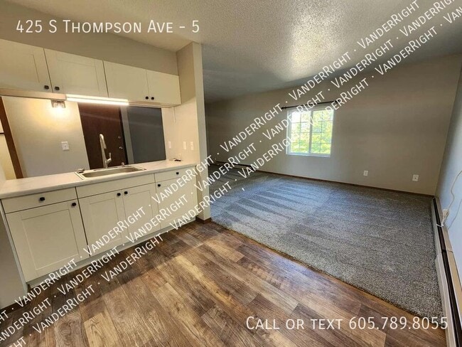 Photo - 425 S Thompson Ave Unidad 5