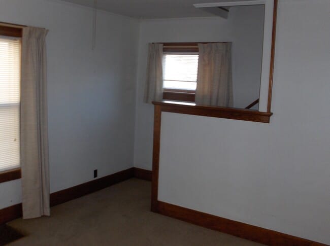 Photo - 927 Forest Ave