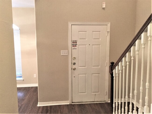 Photo - 2213 Perkins Crossing Dr