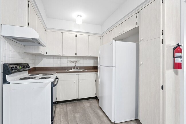 Photo - 426 Oak St
