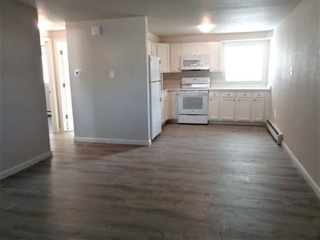 Photo - 6805 Western Pl Unidad 2