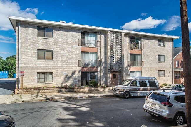 5120 Astor Pl - 5120 Astor Pl Apartments