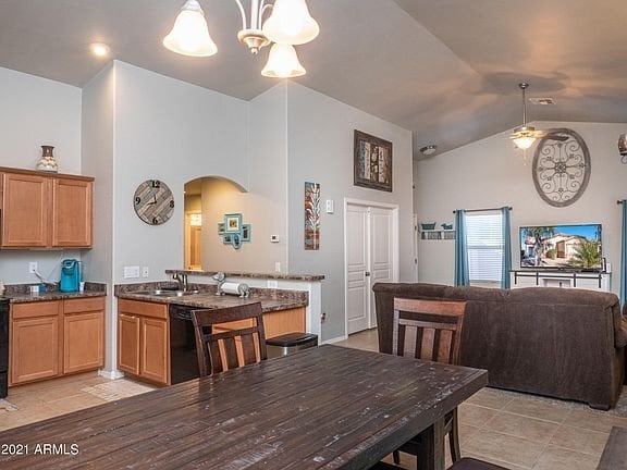 Photo - 2570 E Silversmith Trail
