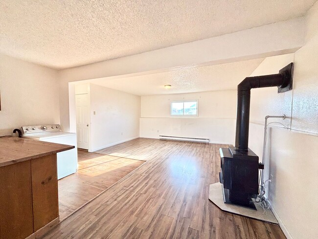 Photo - 207 W Rosebud Ave Unit B