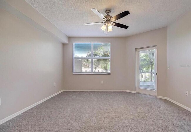 Photo - 960 Starkey Rd Unit 5102