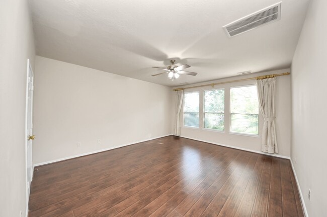 Photo - 11451 Ashford Willow