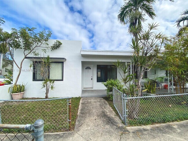 Photo - 650 83rd St Unit 3