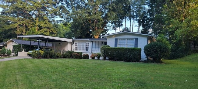 Building Photo - Charming 3BR House in Atlanta
