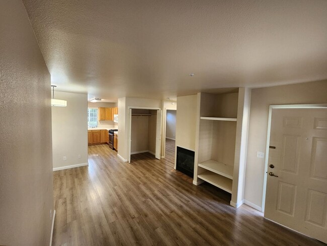 Building Photo - Downstairs 1 bedroom apartment with small patio and additional storage Unit 3372 #1