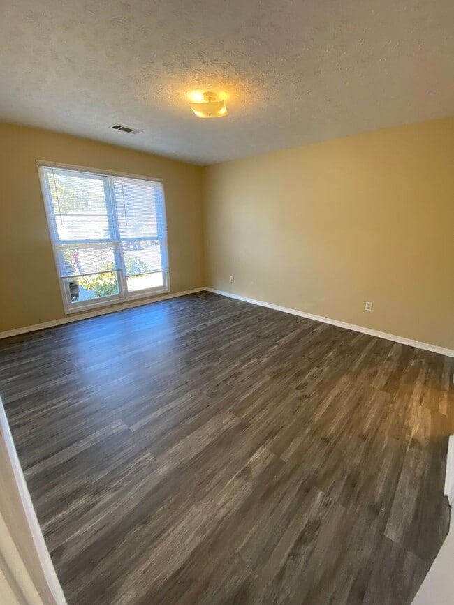 Photo - **AVAILABLE NOW**Total Electric 3 Bedroom / 2 Bathroom Home for Rent in East Columbus, GA***