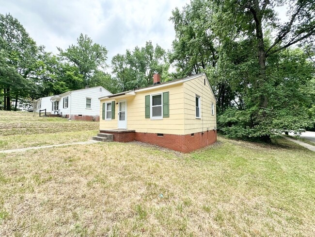 Photo - Cozy 2 Bedroom Home!!
