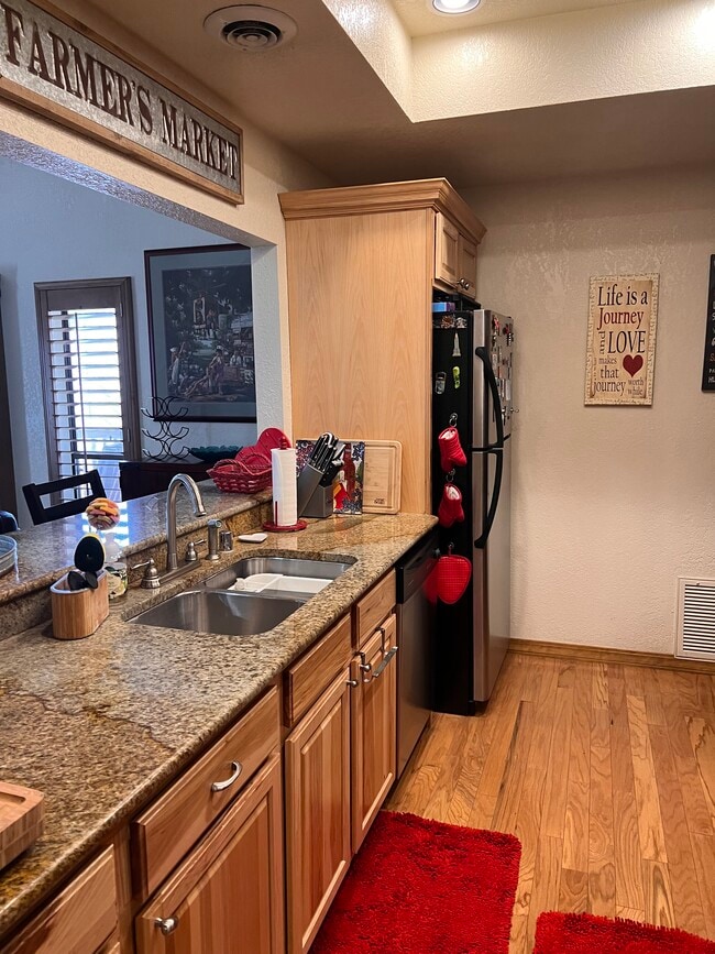 Photo - 205 Racquet Dr Unit 3-A