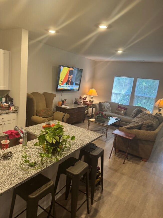 Photo - 8032 Reagan Way