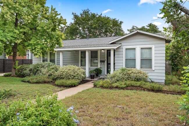 Photo - 1303 Alegria Rd